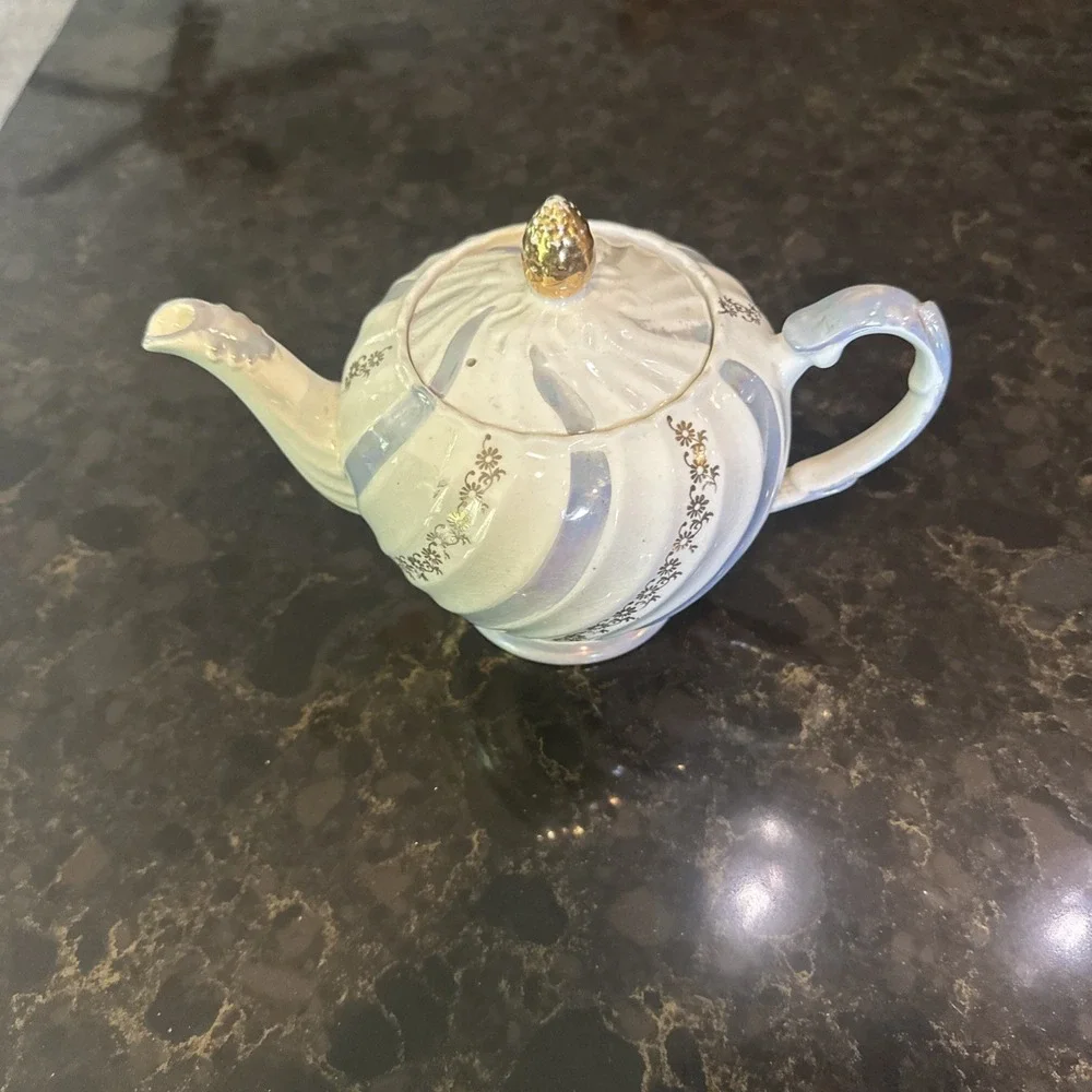 Mid-Century Modern SADLER earthenware tea pot c.1947- England Vintage. PRISTINE.